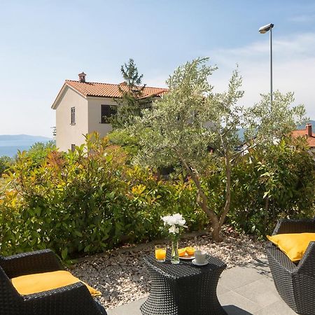 Lemechi Casa Girasole Apartments Rabac Luaran gambar